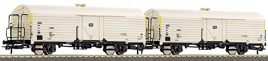 Set of 2 Refrigerator cars<br /><a href='images/pictures/Roco/66047.jpg' target='_blank'>Full size image</a>